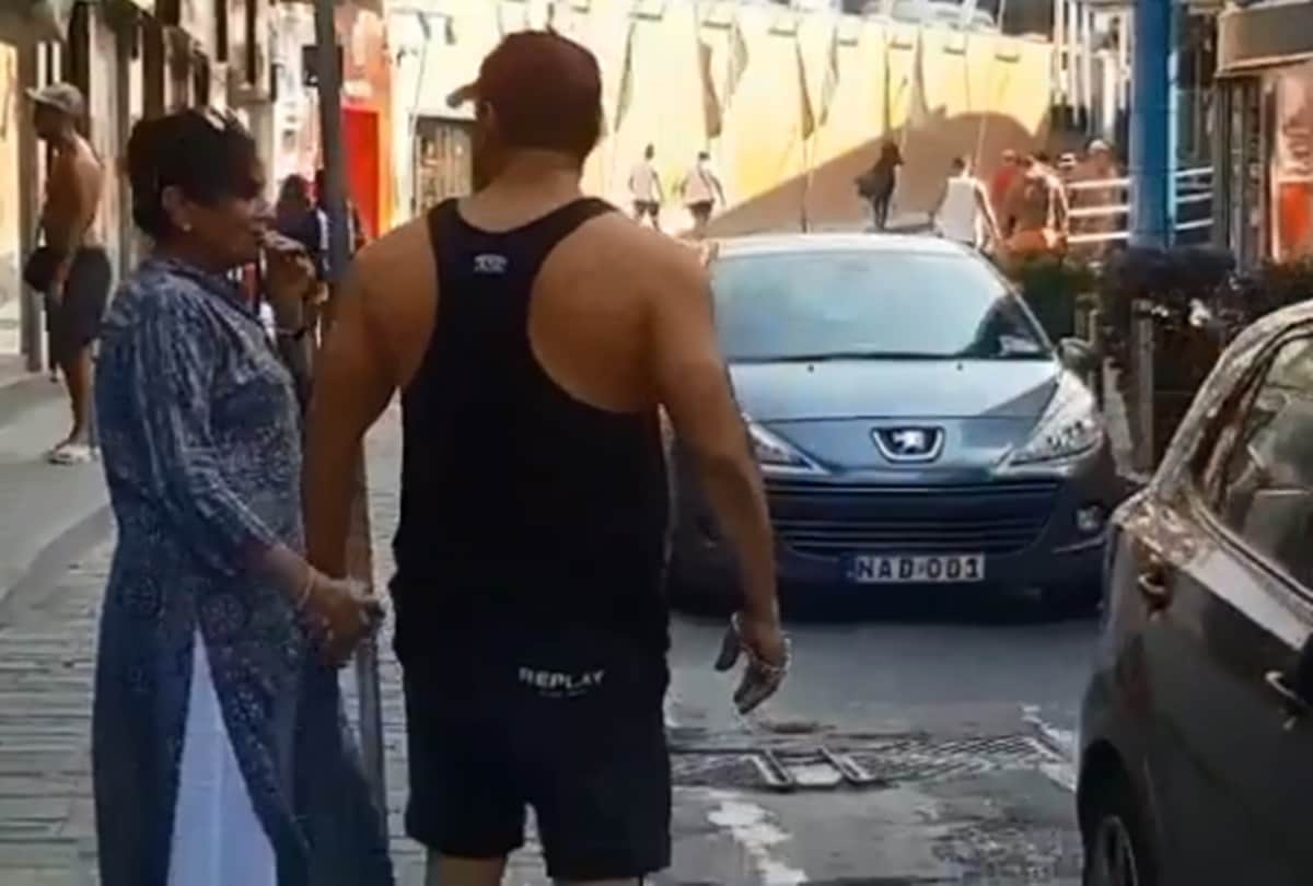 Salman Khan Shares Video With His Mother Salma Khan with song ye bandhan to pyar ka bandhan hai