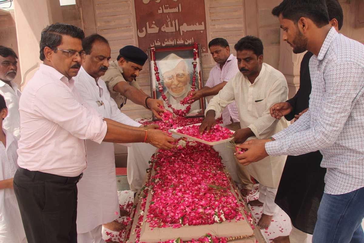 Ustad Bismillah khan remembered on his death anniversary in varanasi