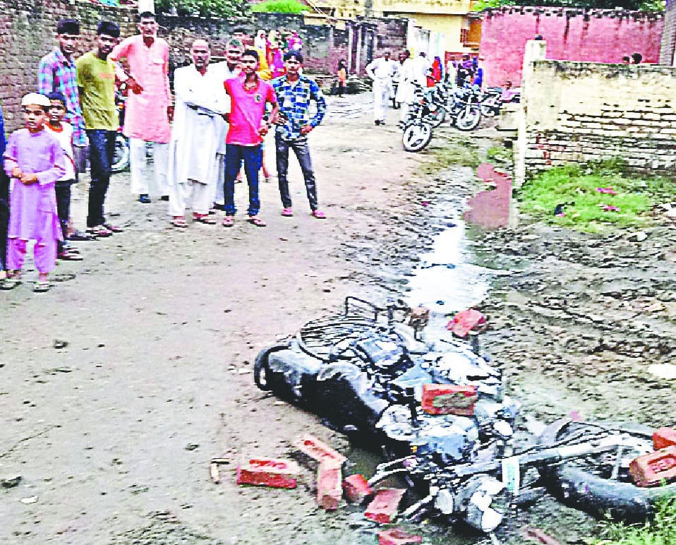 The villagers beat the crook and died
