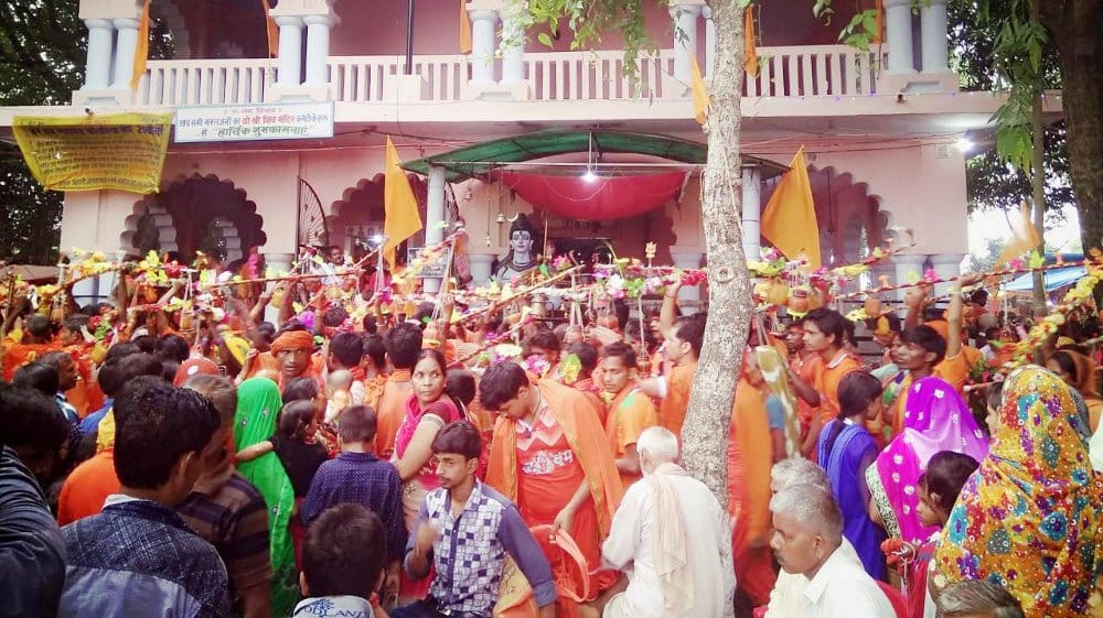 On the last Monday of Savan  people in temple