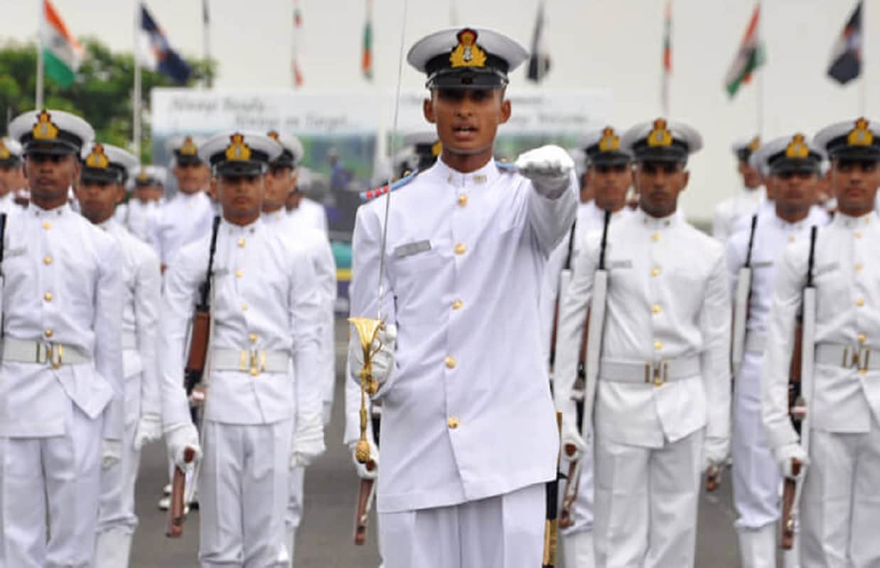 sarkari job Indian Navy Recruitment of 2500 sailors know how to apply sarkari naukri