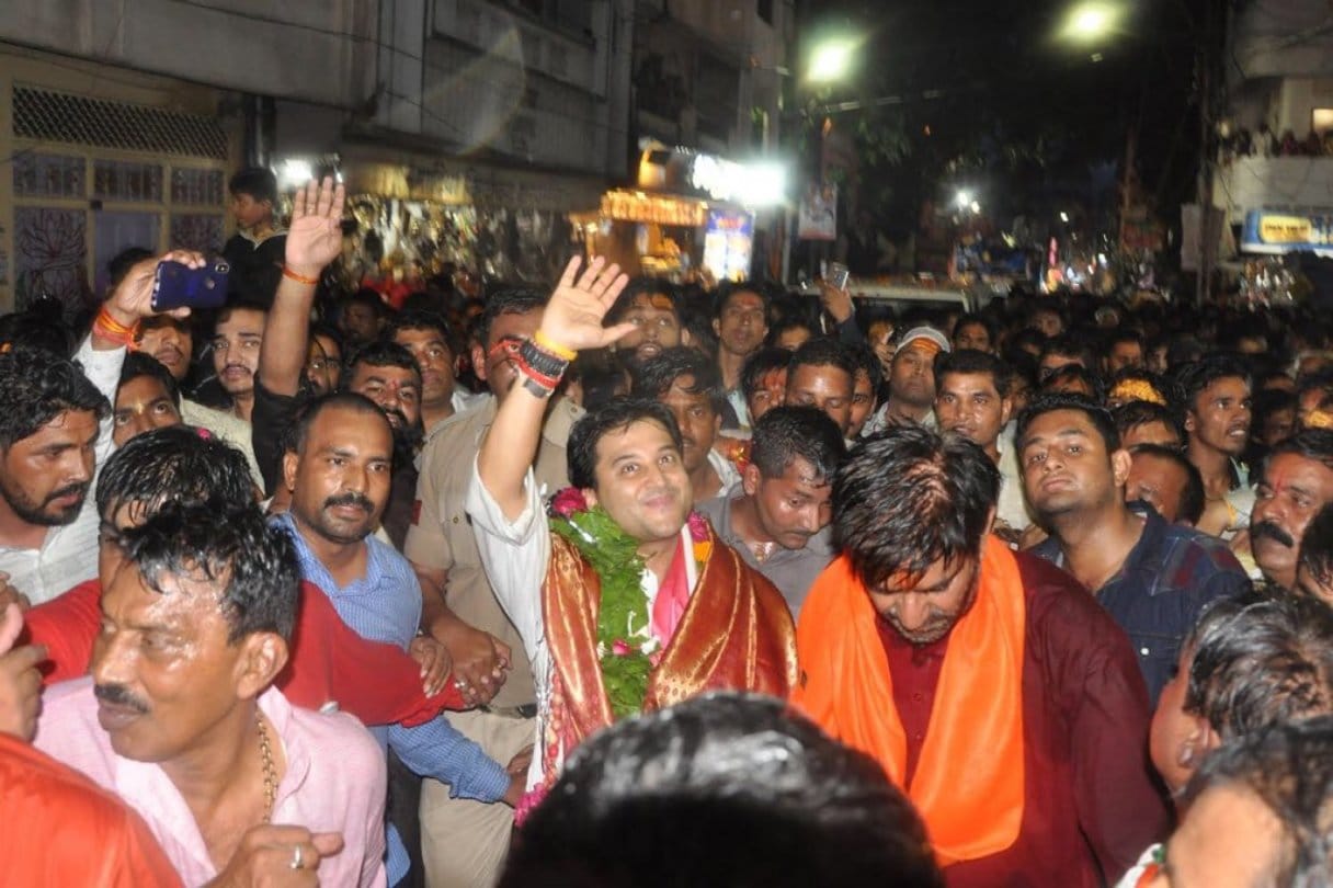 fourth procession of mahakal, shivraj lifted palki and jyotiraditya did puja