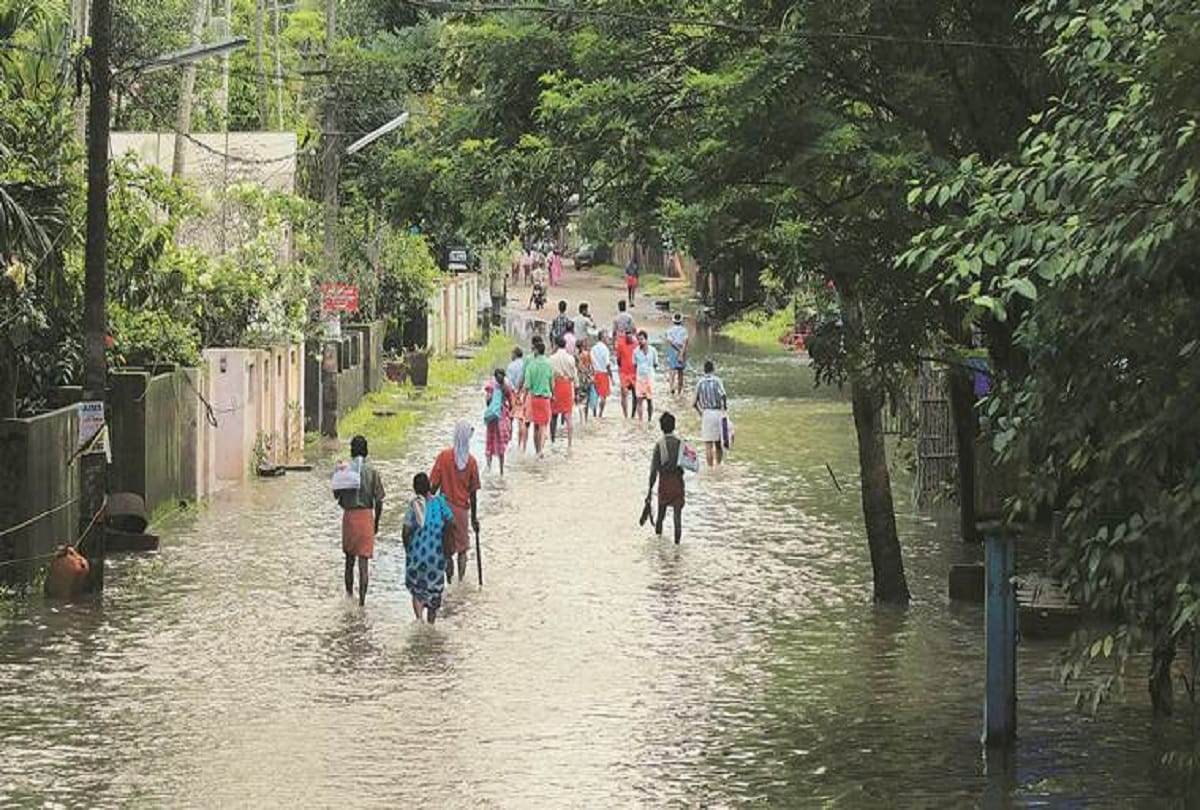 India refuses uae's 700 crore aid for flood hit kerala