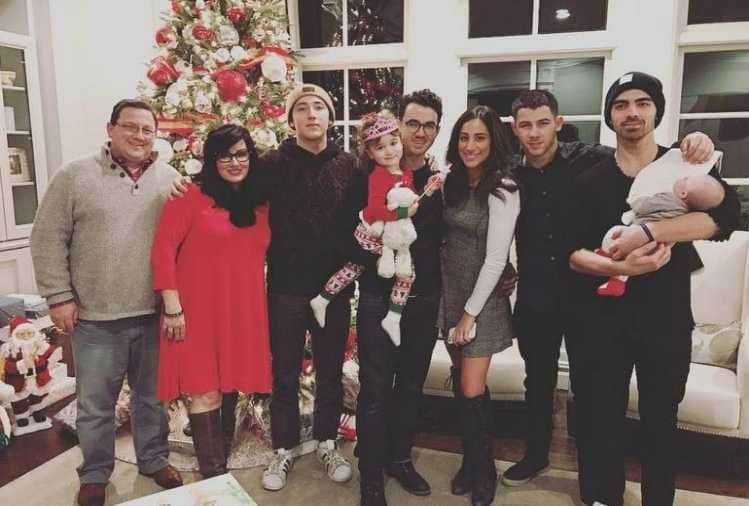 priyanka chopra and nick jonas in laws family members