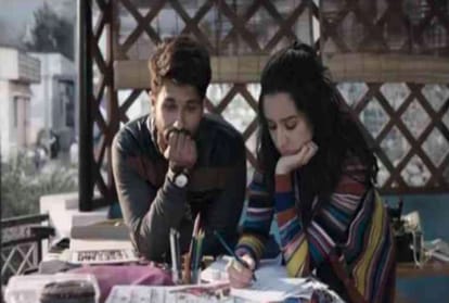 Batti Gul Meter Chalu new song Dekhte Dekhte has been out