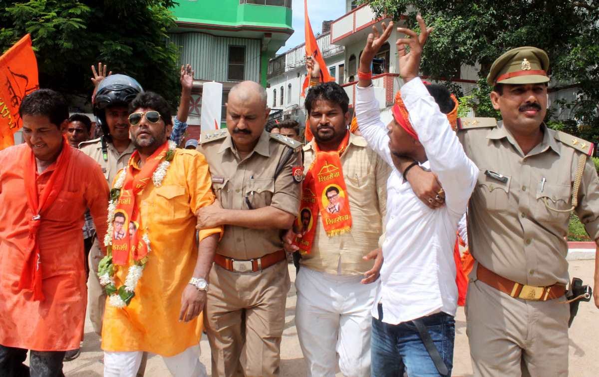 more than five hundred shiv sainik arrested in varanasi