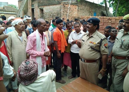 Firing at chandauli in land dispute thrre injured