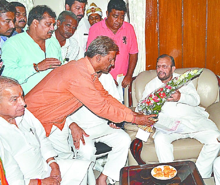 in naalo ki kaun sudh lega