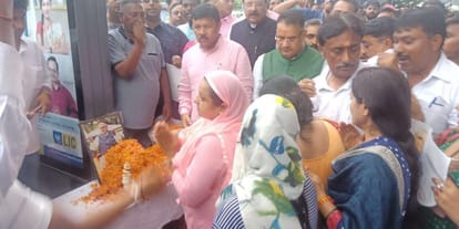 atal asthi kalash yatra ajay bhatt bring asthi kalash in dehradun