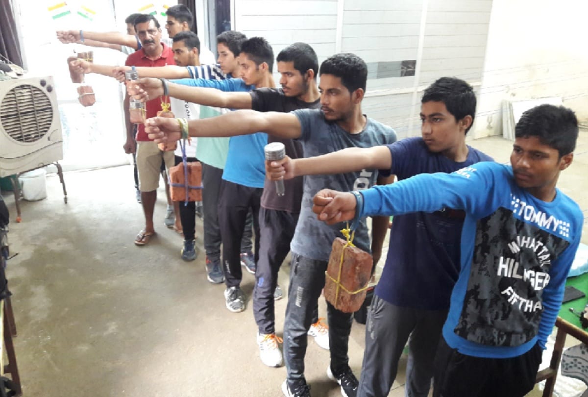 International shooters of india prepared in this village of UP see how becomes master of shooting