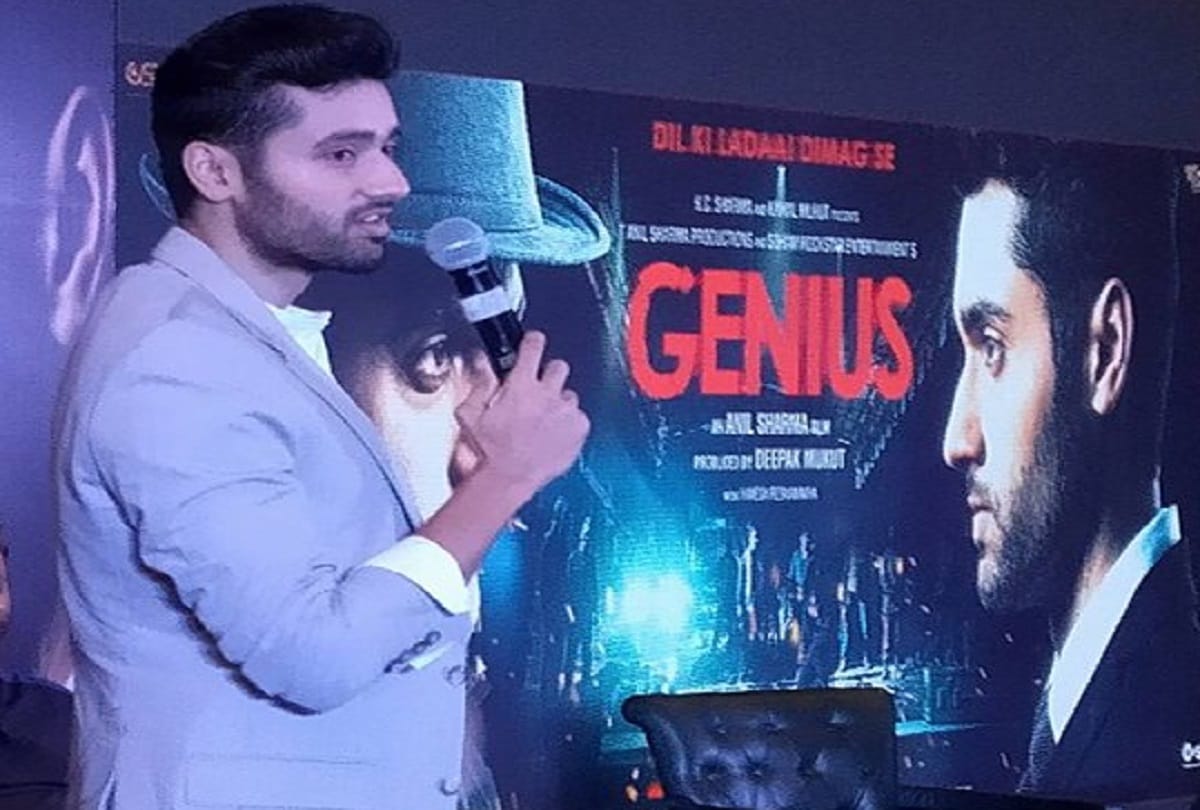 Genius actor utkarsh sharma praises nawazuddin siddiqui