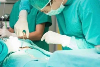 woman facing serious illness due to doctor's negligence