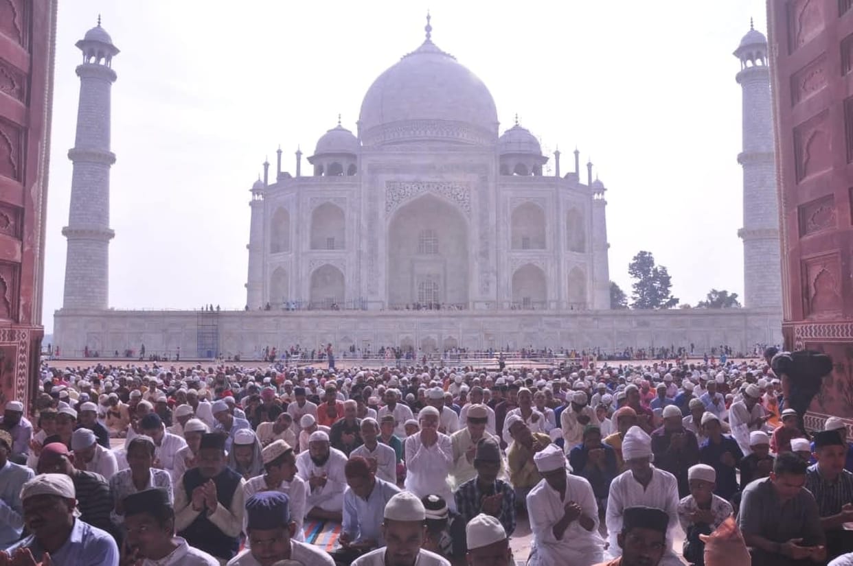 Muslims memorandum give to ASI for namaj in Taj Mahal