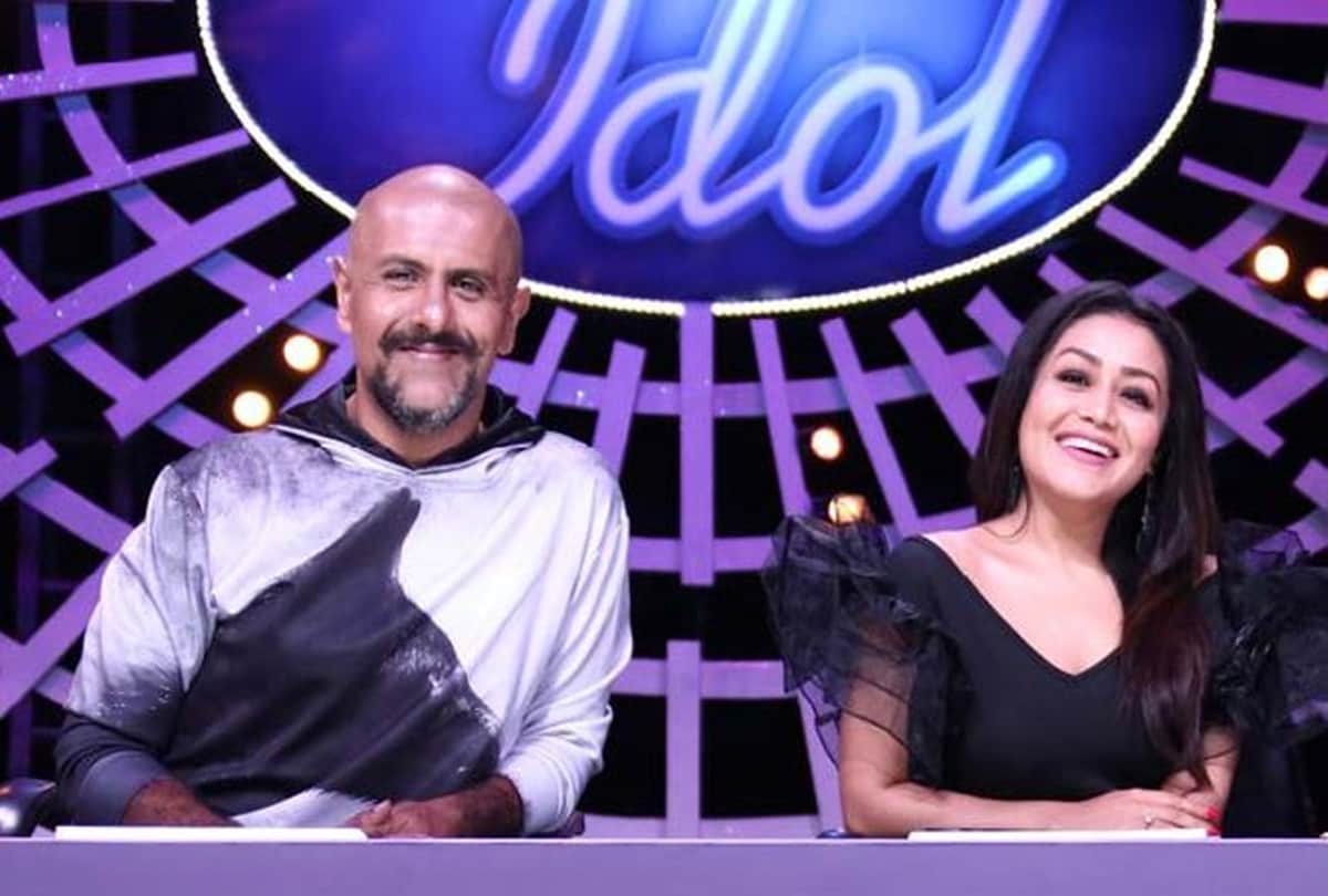 Neha Kakkar has a new Rakhi brother Vishal Dadlani indian Idol 10