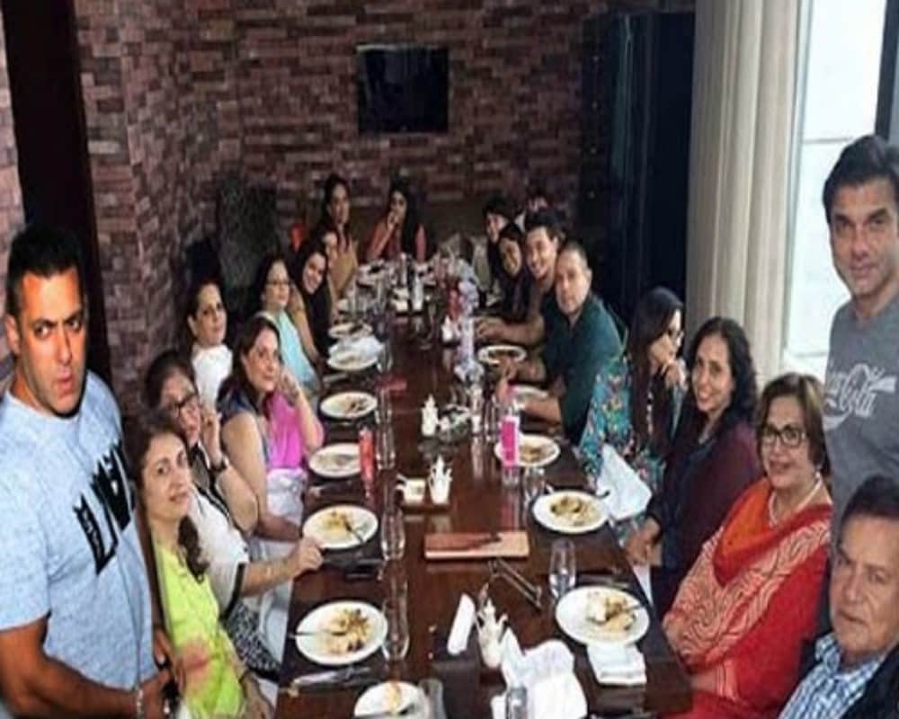 salman khan 53th birthday celebration planning on high