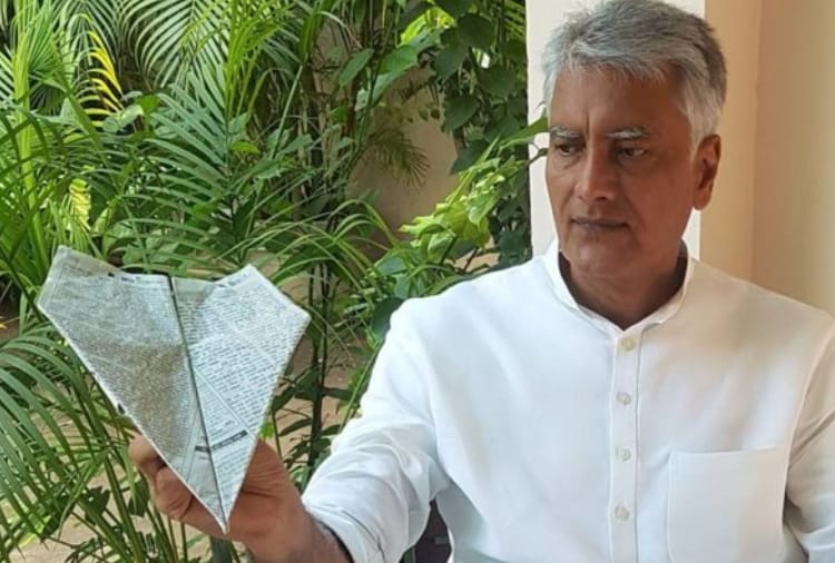 reliance group sent legal notice to congress leader sunil jakhar on rafale deal