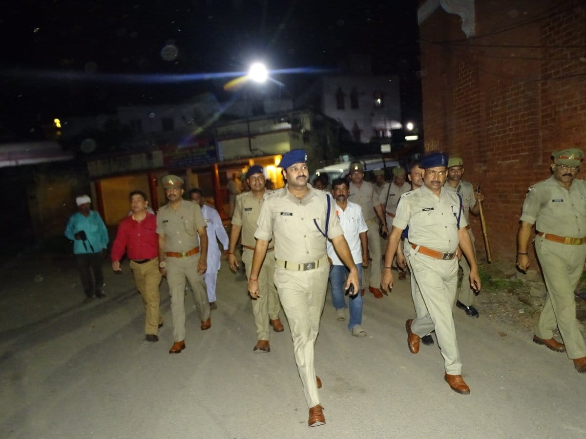 varanasi police route march before bakrid