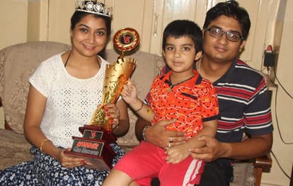 Miss and mrs banaras share her dream