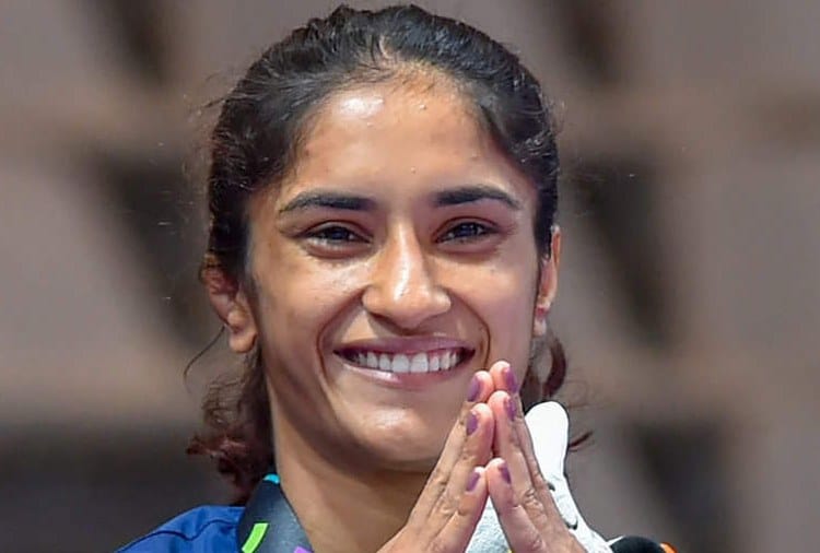 Asian Games 2018 Gold Medal Winner Vinesh Phogat Posted Photo with Somvir Rathi
