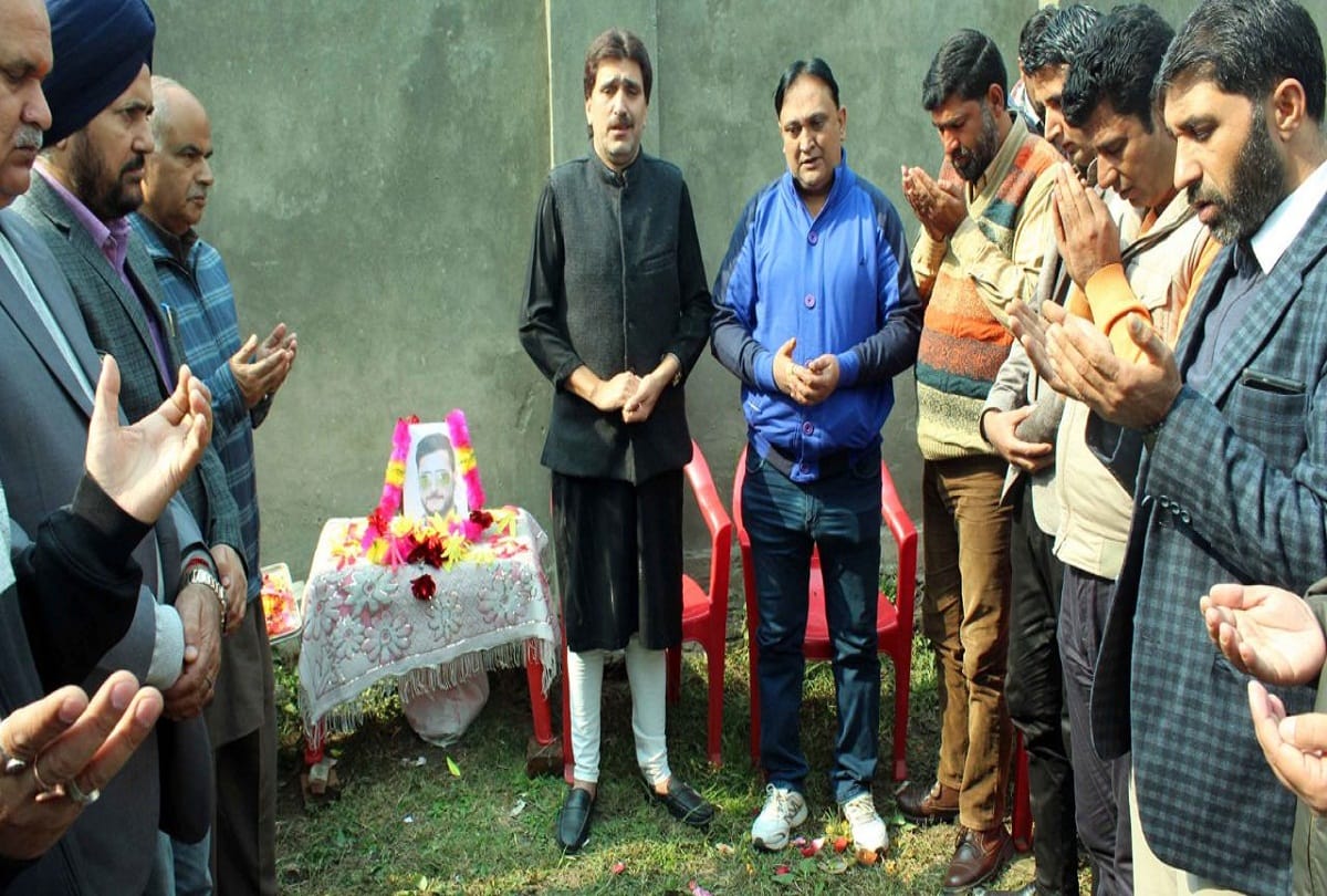 all parties Condemnation of the killing of BJP workers including 3 police personnel in valley