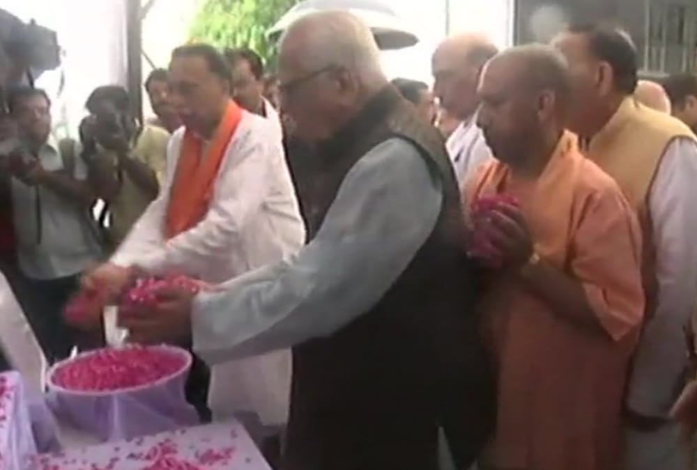 asthi kalash yatra of atal ji in lucknow