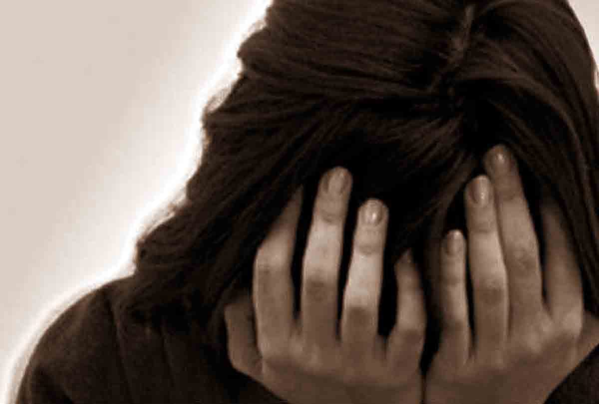 schoolgirls accused principal of making dirty talk