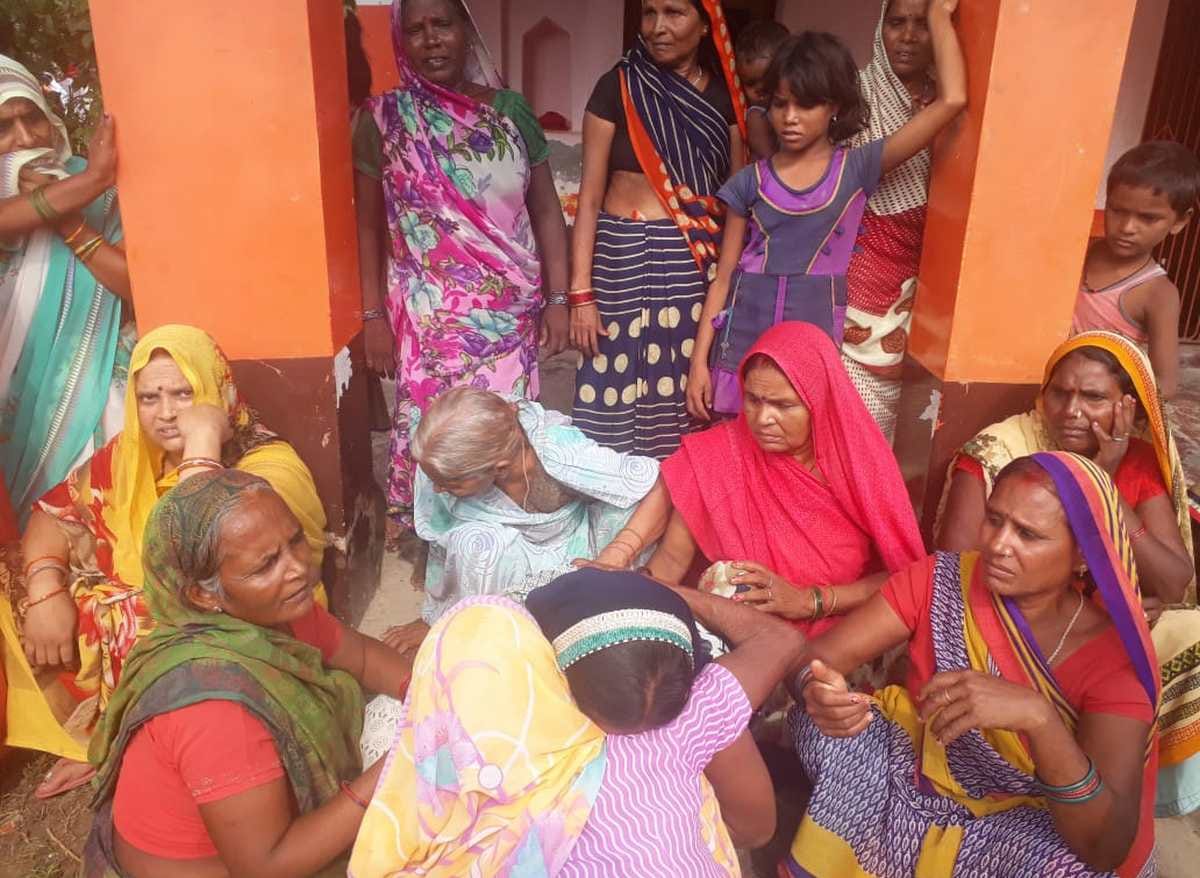 sevent killed a lady in ghazipur when she was in bathroom