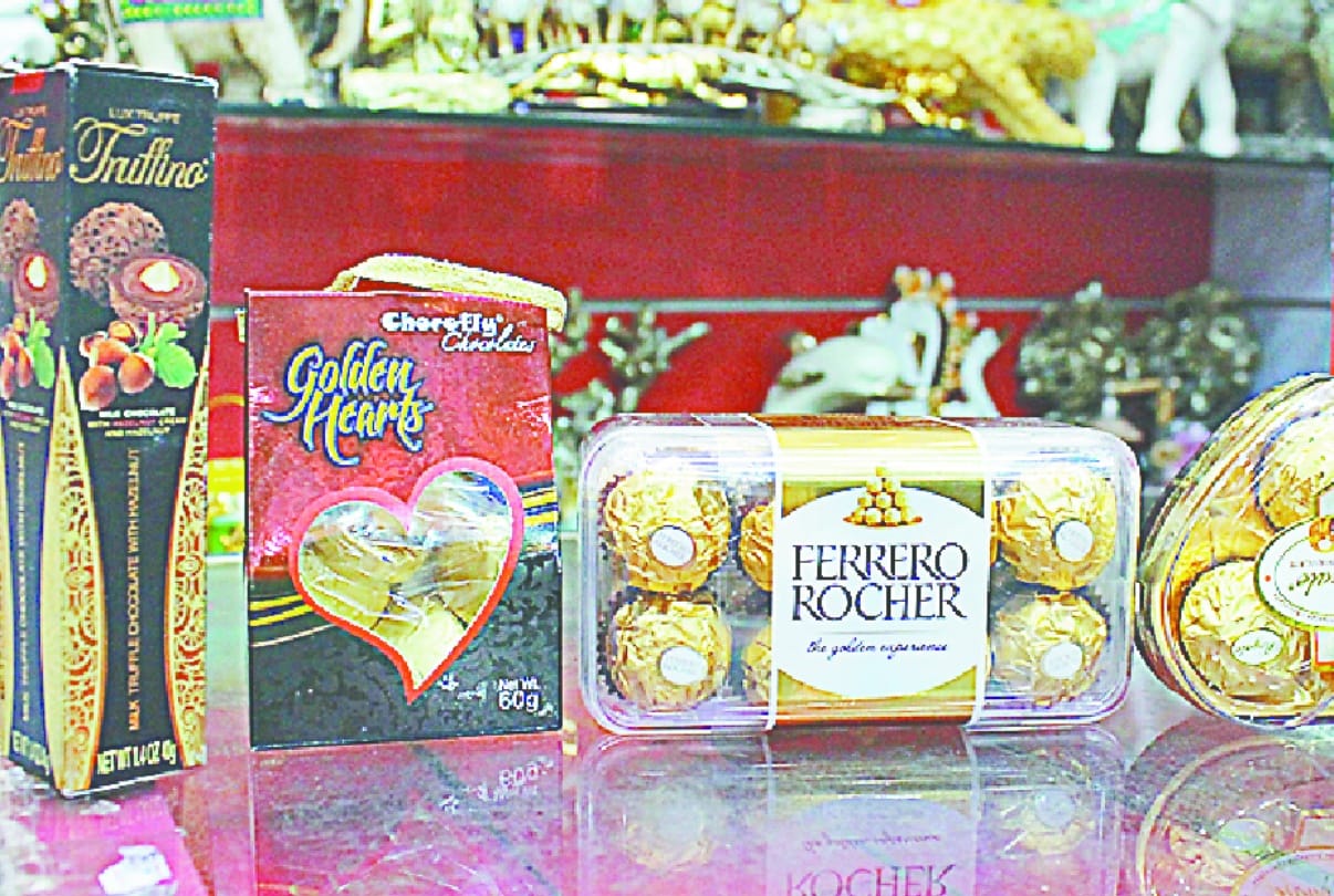 This Rakhi festival give your sister a best gift see what to chose