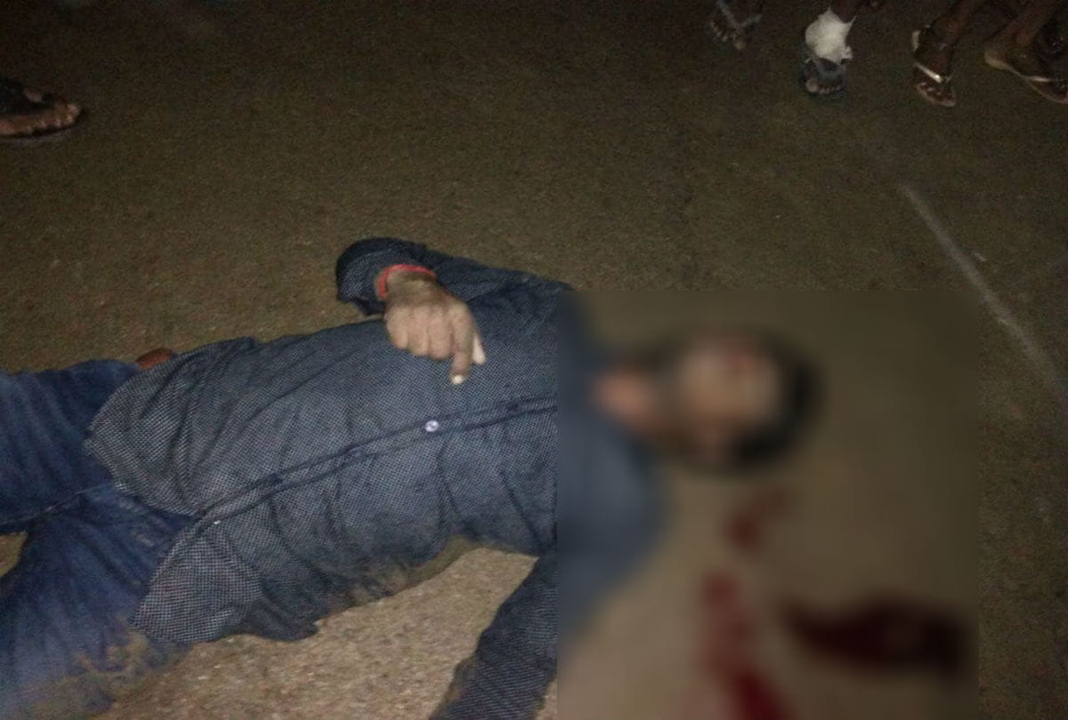 robber accidentally shoots self after loot