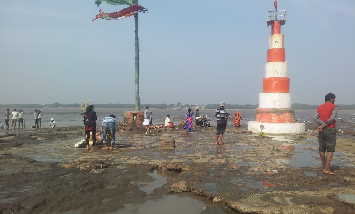 Do you know about nishkalank Shiva Temple, Situated at bhavnagar gujarat
