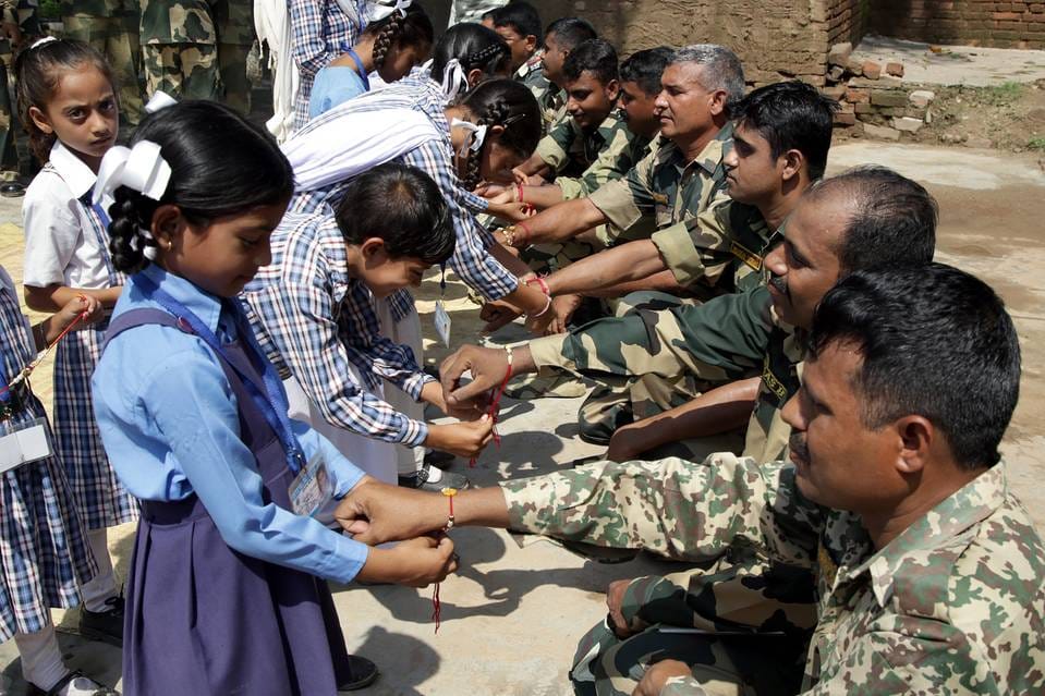 Rakshabandhan 2018, Girl Students Tied Rakhi to BSF Soldiers on Attari Wagah Border