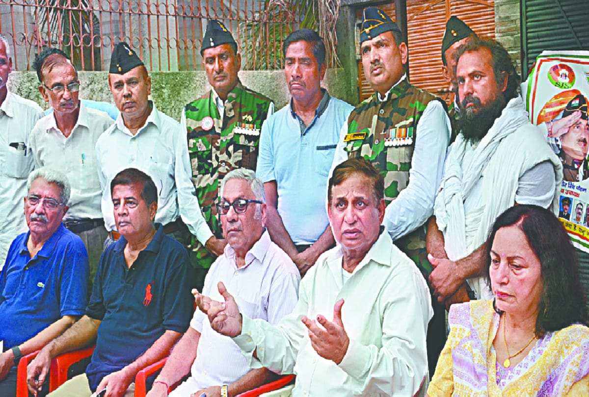 Retired Colonel says in press conference, DM inquiry committee not Trustworthy