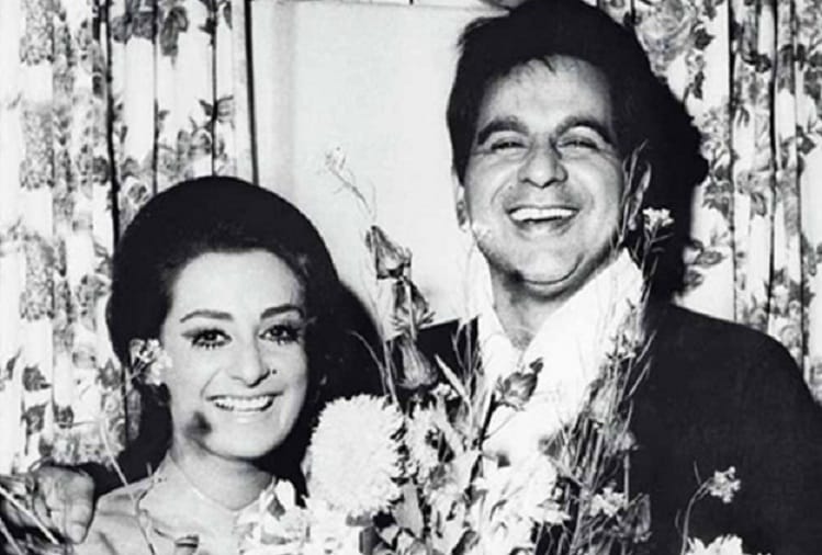 Saira Banu made special appearance in Duniya film with Dilip kumar after 10 years of retirement