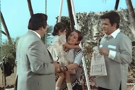 Saira Banu made special appearance in Duniya film with Dilip kumar after 10 years of retirement