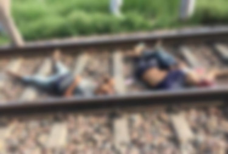 Three Best Friends Commits Suicide, Dead Body Found on Railway Track