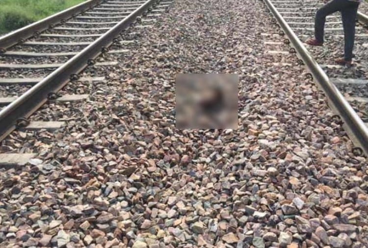 Three Best Friends Commits Suicide, Dead Body Found on Railway Track