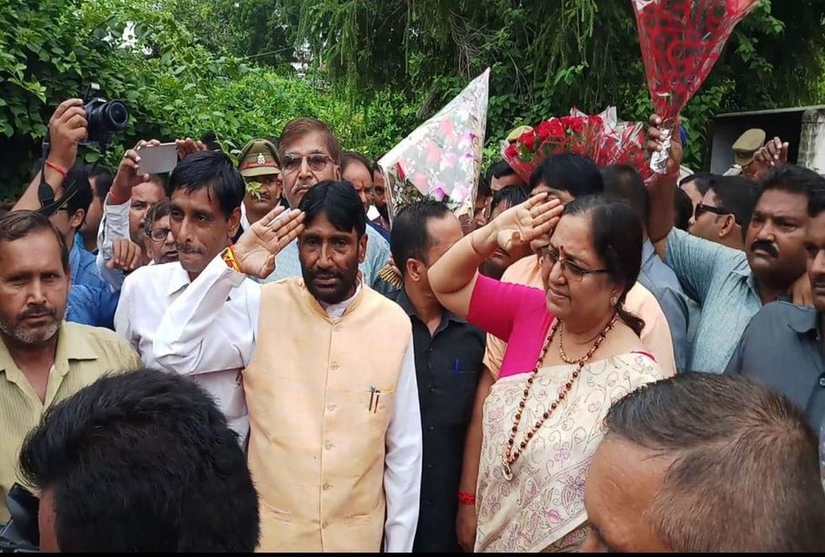 It is coincidence that the first salute to Uttarakhand Governor was done by the UP Police