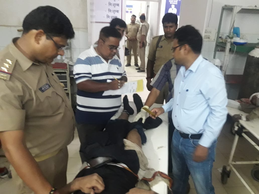 Once again police encounter in varanasi
