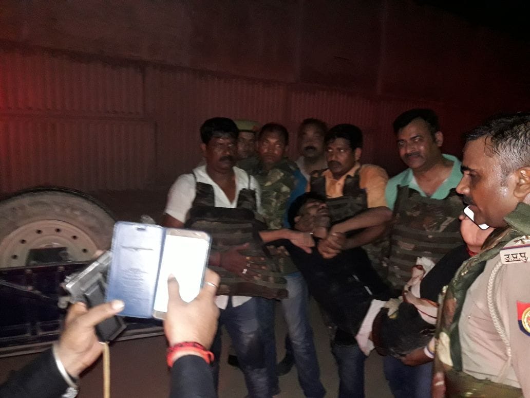 Once again police encounter in varanasi