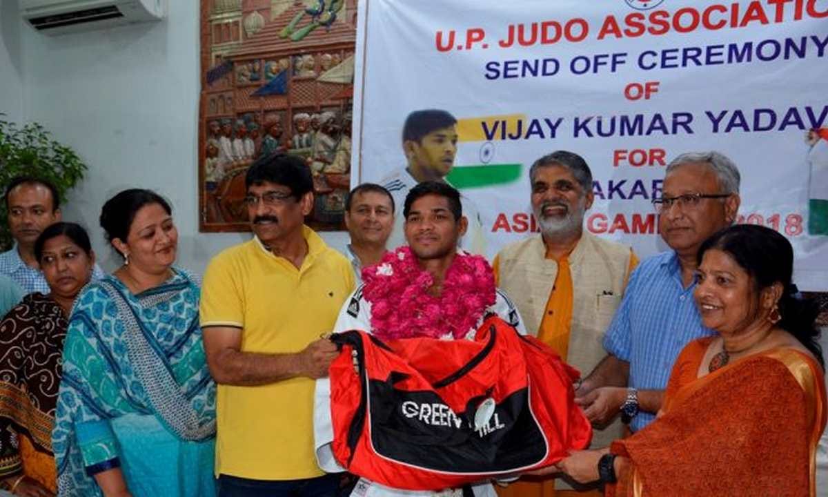 Varanasi boy judo player vijay yadav going jakarta for asian games