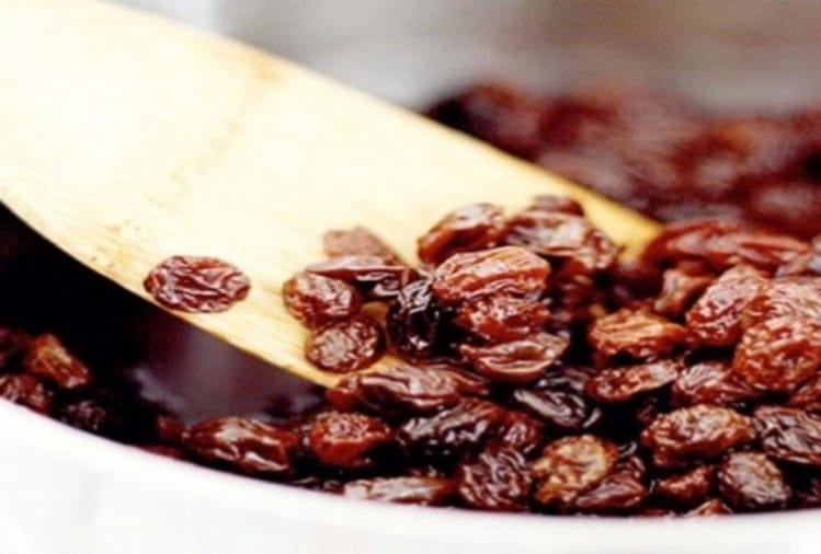 Health Benefits Of Black Raisin Water Amar Ujala Hindi News Live