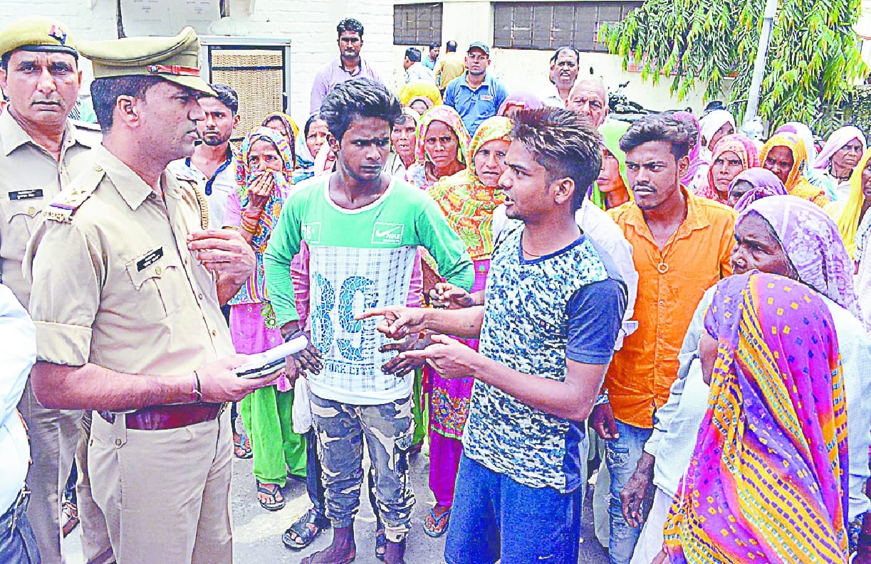 Ethnic conflict, picketing and firing in Madrakarmpur