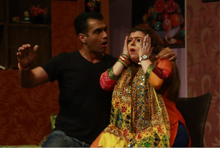 Drama play at Tagore Theater by famous artist in Chandigarh