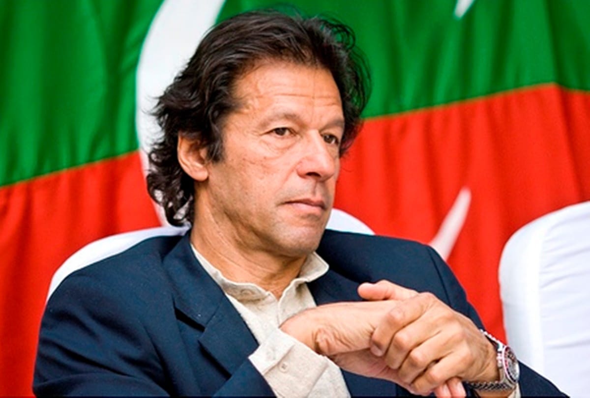 War between Indo-Pak will be suicidal for both: Imran Khan