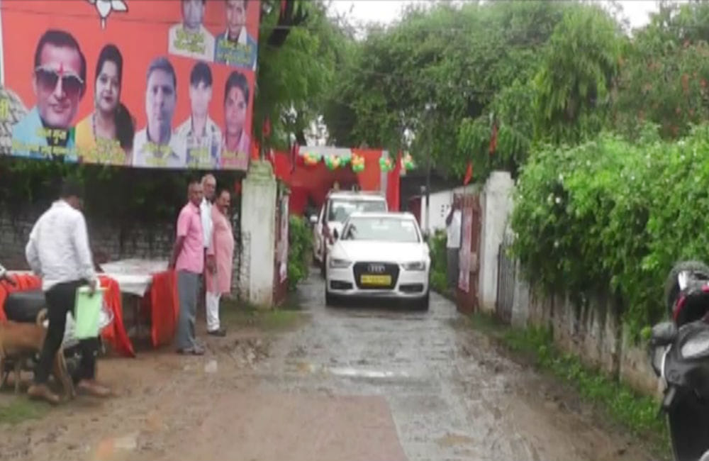 water logging outside the house of Uttarakhand governor Baby Rani maurya