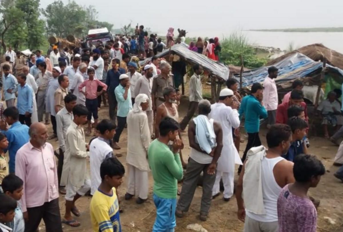 UP: Three farmers floated in the Hindon river buffalo died after drowning