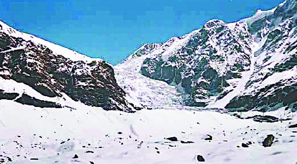 tracking in pindari glacier to begin from 1st september