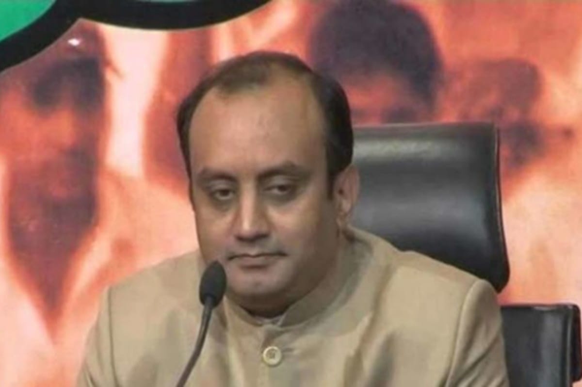 BJP spokesperson sudhanshu trivedi targeted Gandhi family over china issue