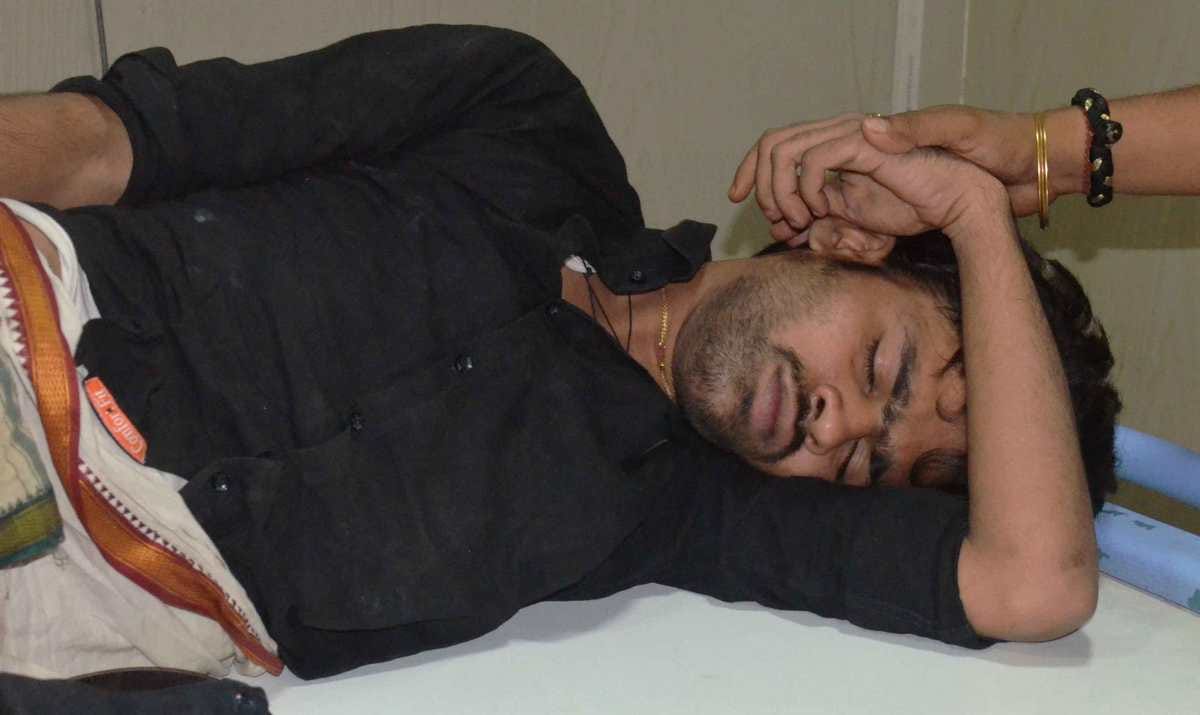 Gangster anna terror in businessman at varanasi