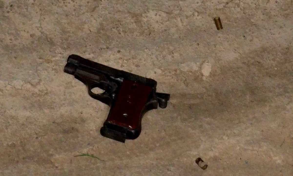 Gangster anna terror in businessman at varanasi